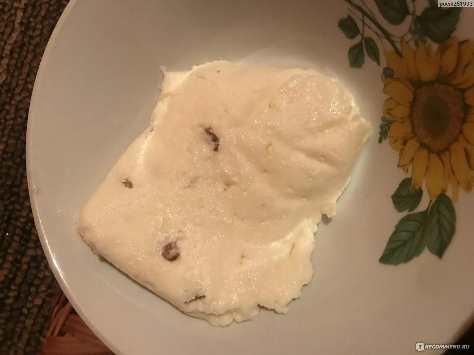 Творог пластами. Творожная масса с изюмом. Творожная масса сладкая. Творожная масса с изюмом. Творожная масса рецепты с фото.