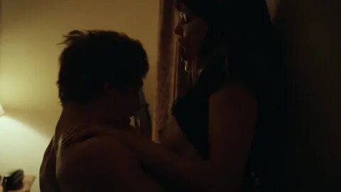 Jeremy Allen White nude in Shameless 2-04 "A Beautiful Mess" .