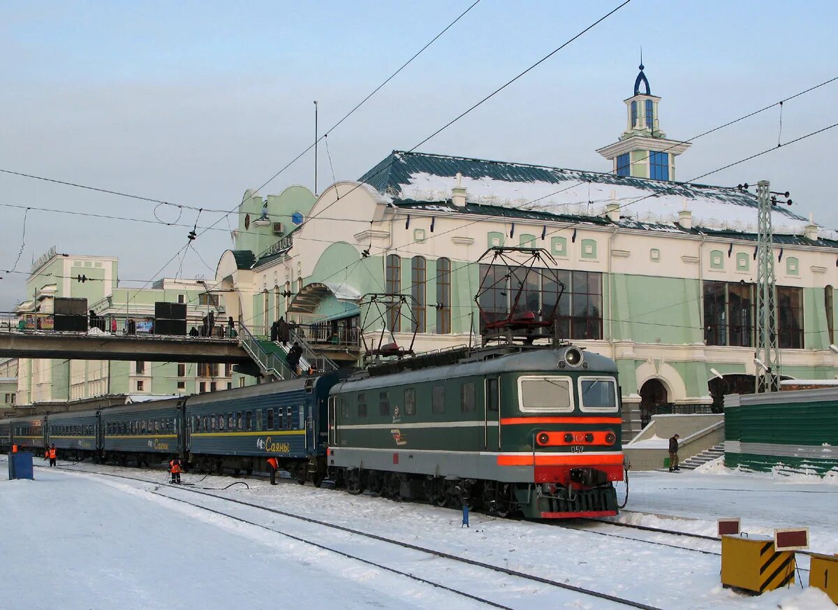 Поезд 068ы. Чс2 электровоз. Чс2 Иртыш Москва Абакан. Чс2 Новосибирск. Станция Новосибирск-главный Новосибирск тепловоз.