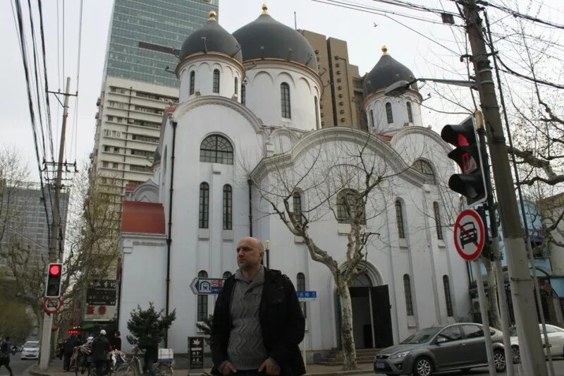 Храм в шанхае. Шанхай православный храм. православная церковь в шанхае. русская церковь в шанхае. православные в шанхае.