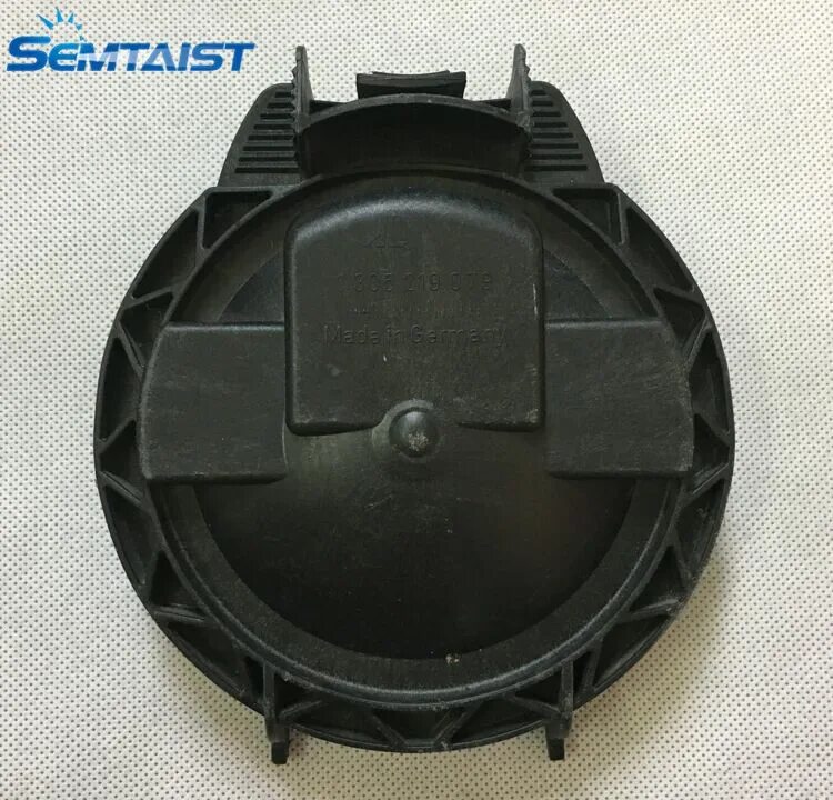 Крышка фары w201. Крышка лампы фары. Крышка фары фольксваген пассат. Крышка лампы фары. Крышка на фару гранд старекс.