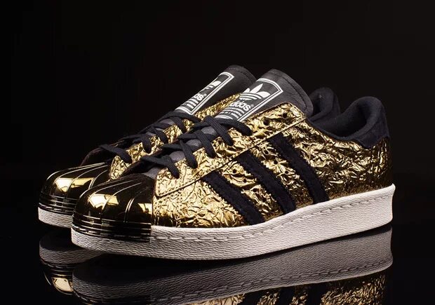 Adidas Superstar Gold. Adidas Superstar Black Gold. Адидас суперстар золотые. Адидас суперстар черные с золотым. Кроссовки черно золотые