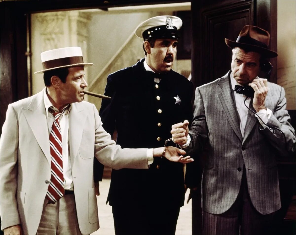 Давайте на первую полосу. Давайте на первую полосу. Номера полос движения. На первую полосу мем. Сколько полос для движения.