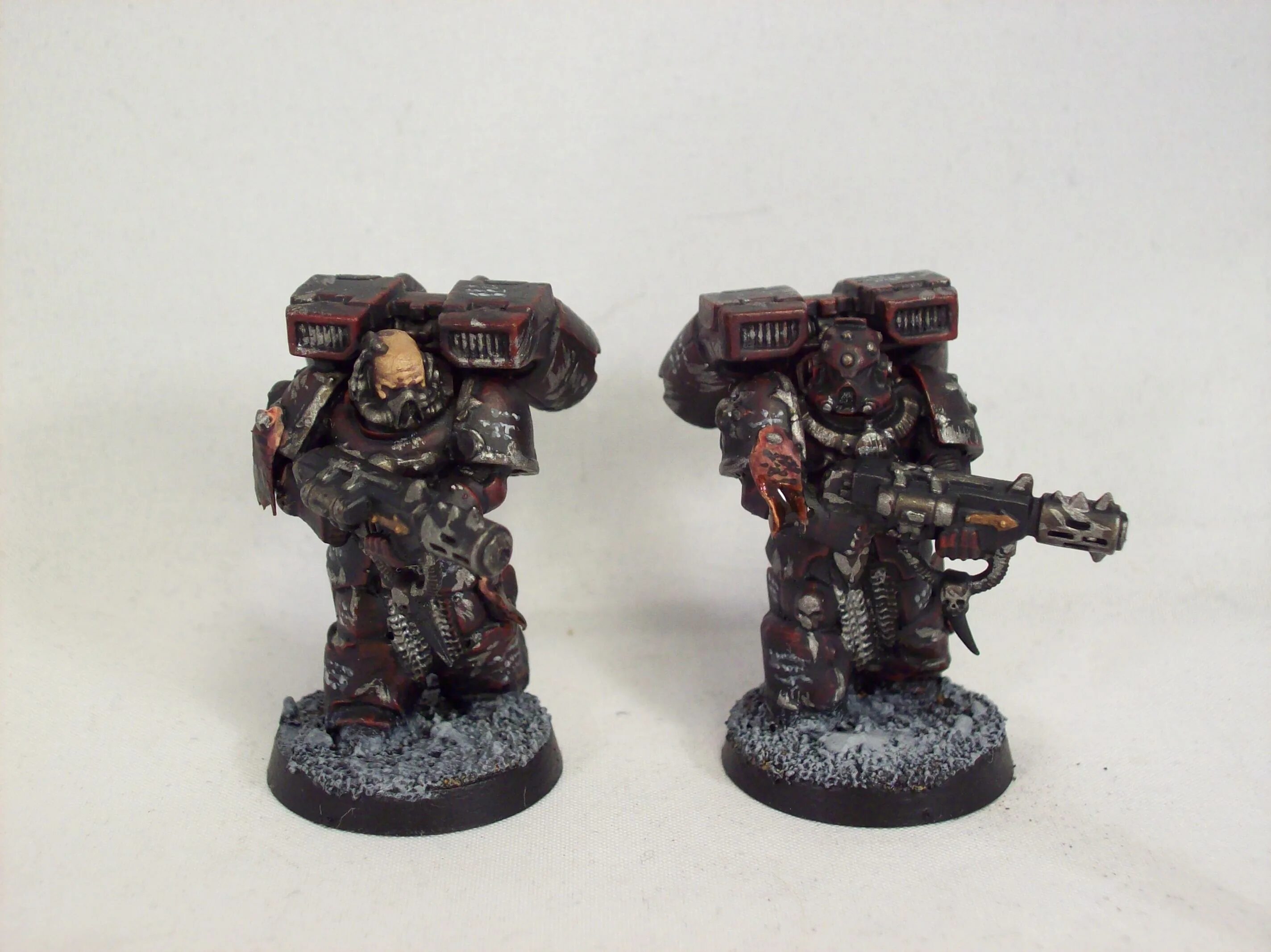Token type bearer. Word bearers chaos space marines. horus heresy word bearers predator. word bearers predator. word bearers miniatures.