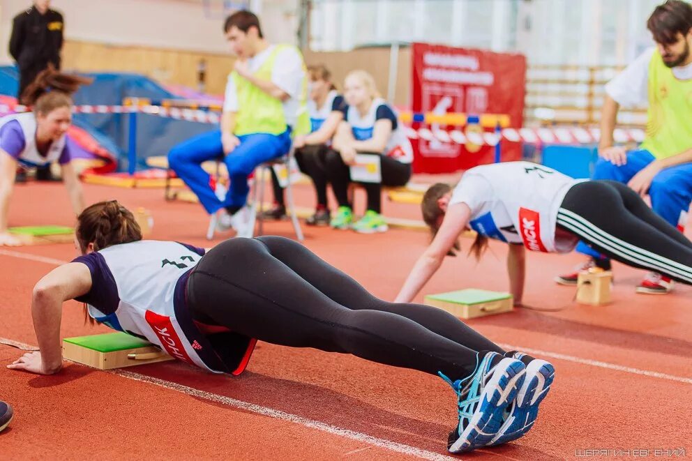 Сдача гто. Гто бег. Спортивный фестиваль гто. Фестиваль гто. Гто волхов.