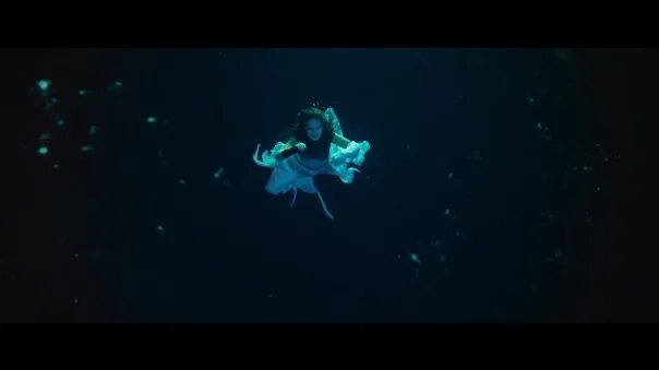 Баста мой лед. Долбит мой лед. Долбим лед песня. Лед в моих венах. Баста скриптонит смоки мо.