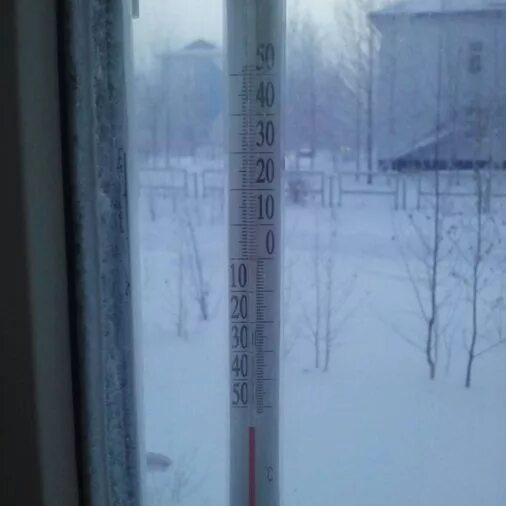 Температура минус 60 градусов. Минус 50 градусов мороза. градусник 50 градусов мороза. градусник -50. градусник минус 50.