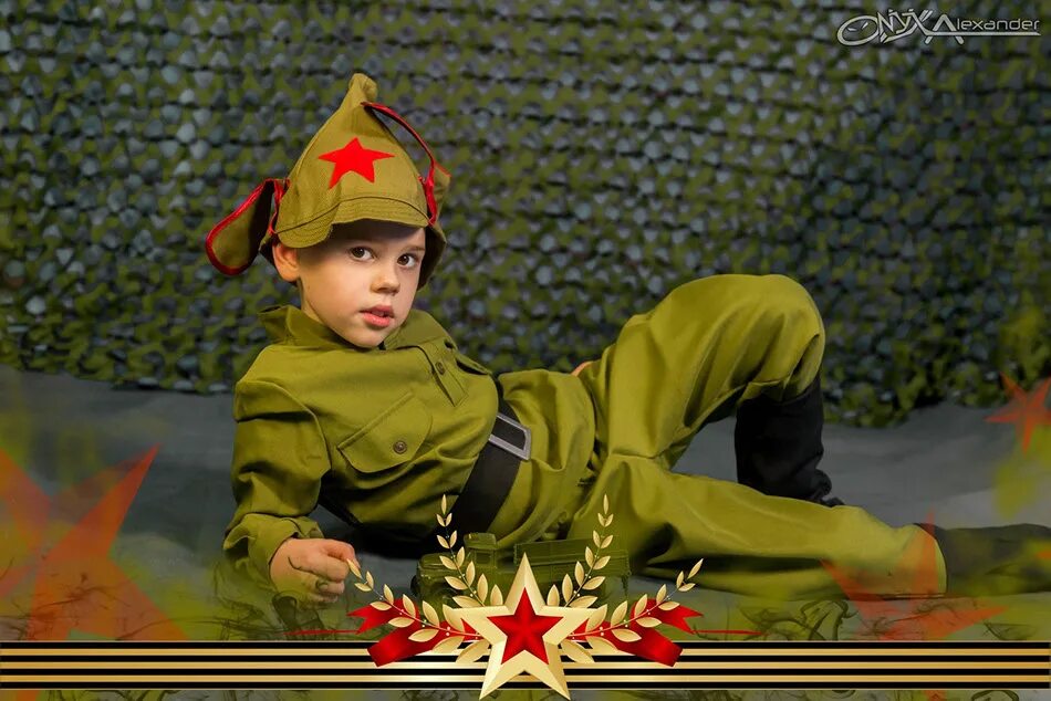 Военная форма для детей на 9 мая. Детская Военная форма. Дети в военной форме. Фотосессия Военная тематика детская. Детская фотосессия в военной форме.