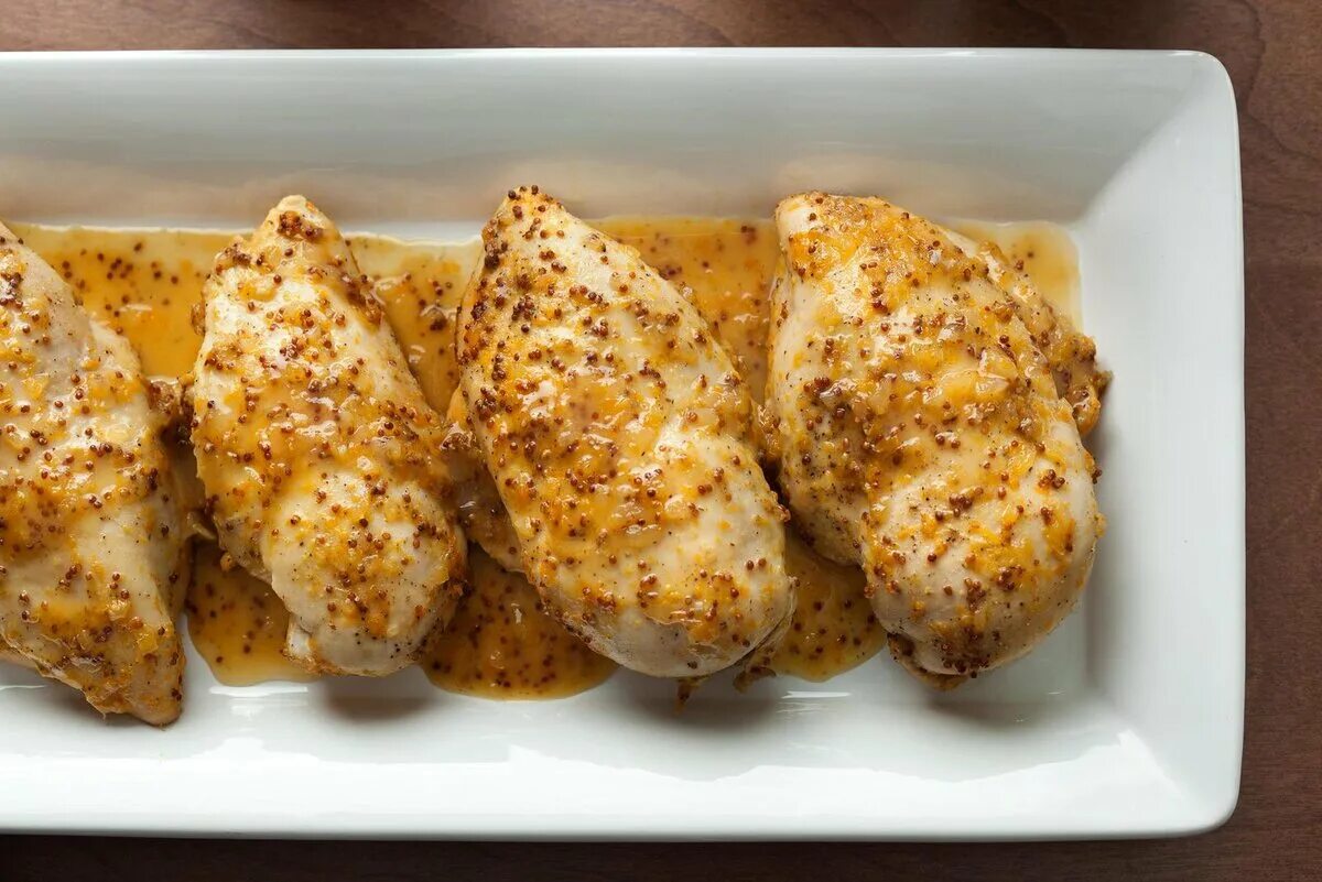 Курица в соево горчичном. Филе в медово-горчичном соусе. Курица в медово-горчичном соусе. Куриная грудка запеченная в духовке. Куриная грудка в горчичном соусе.