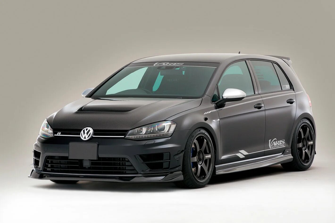 VW Golf r mk7. VW Golf 7 r. Фольксваген Golf mk7. Фольксваген гольф GTI mk7.