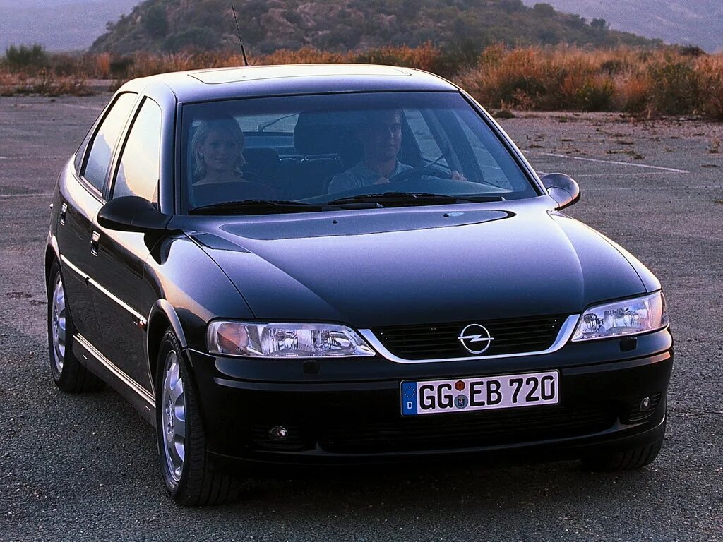 Автомобиль опель вектра б. Opel Vectra b. Opel Vectra 2000. Opel Vectra b Рестайлинг. Opel Vectra b 1999.