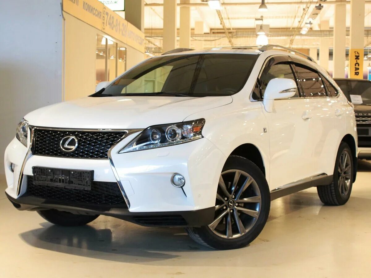 Куплю автомобиль лексус. Лексус rx350 белый перламутр. Машина Lexus rx350. Лексус rx350 2014. Лексус РХ 350 белый.