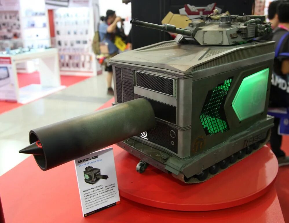 Пк танковый. Военный компьютер. Компьютер танк. PC Case Tank. Кейсы танки.