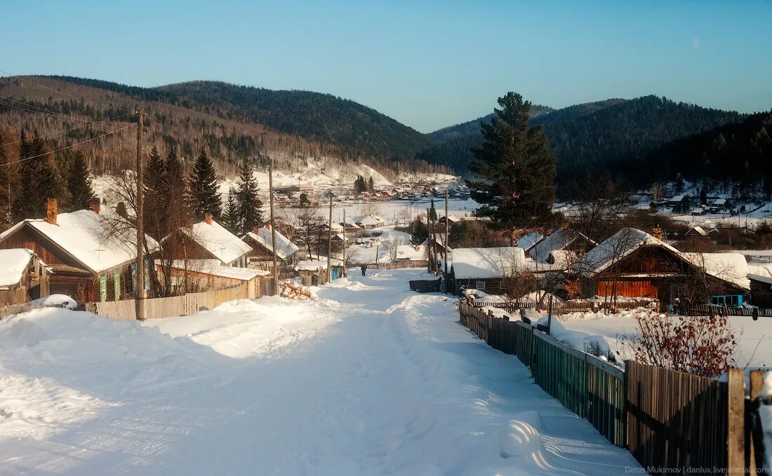 Деревни манского района красноярского края. Село Орешное Красноярский край. П Нарва Манский район Красноярского края. Пос Колбинский Манского района Красноярского края. Орешное Манского района.