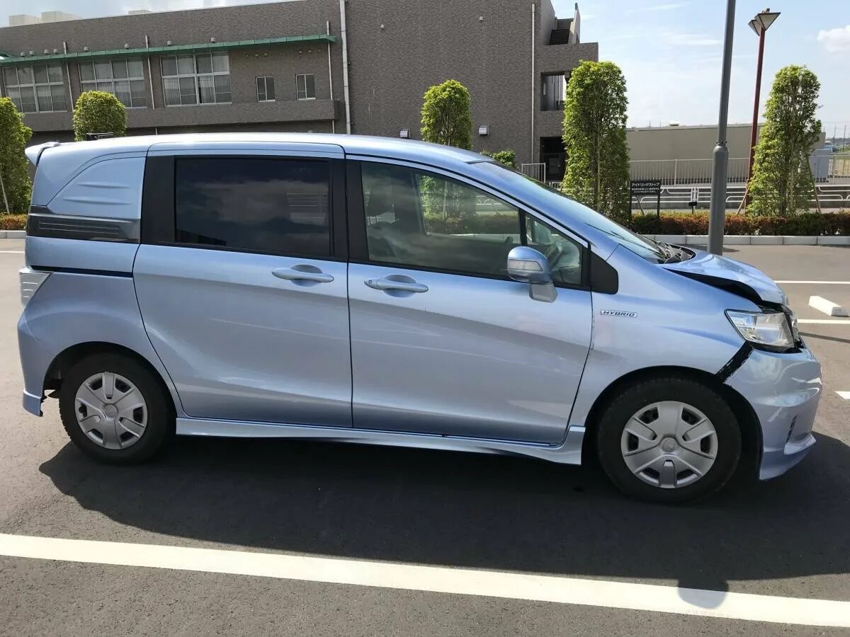 Фрид 2012 года гибрид. Honda freed. Хонда Фрид 2 поколение. Хонда Фрид 2007. Honda freed Hybrid.