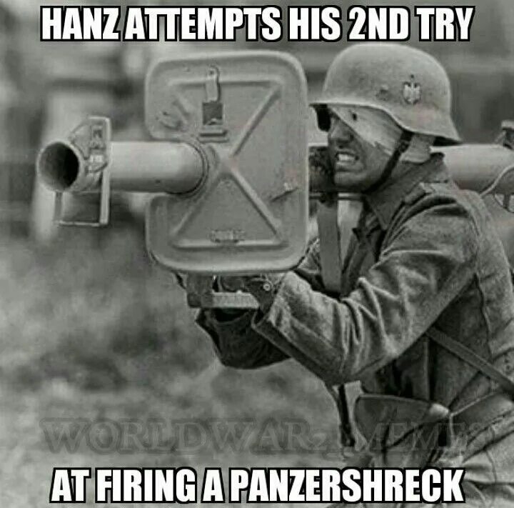 Неси огнемет. Ганс неси огнемет. ганс принёс огнемёт. hans flammenwerfer мем. ганс неси огнемет мем.