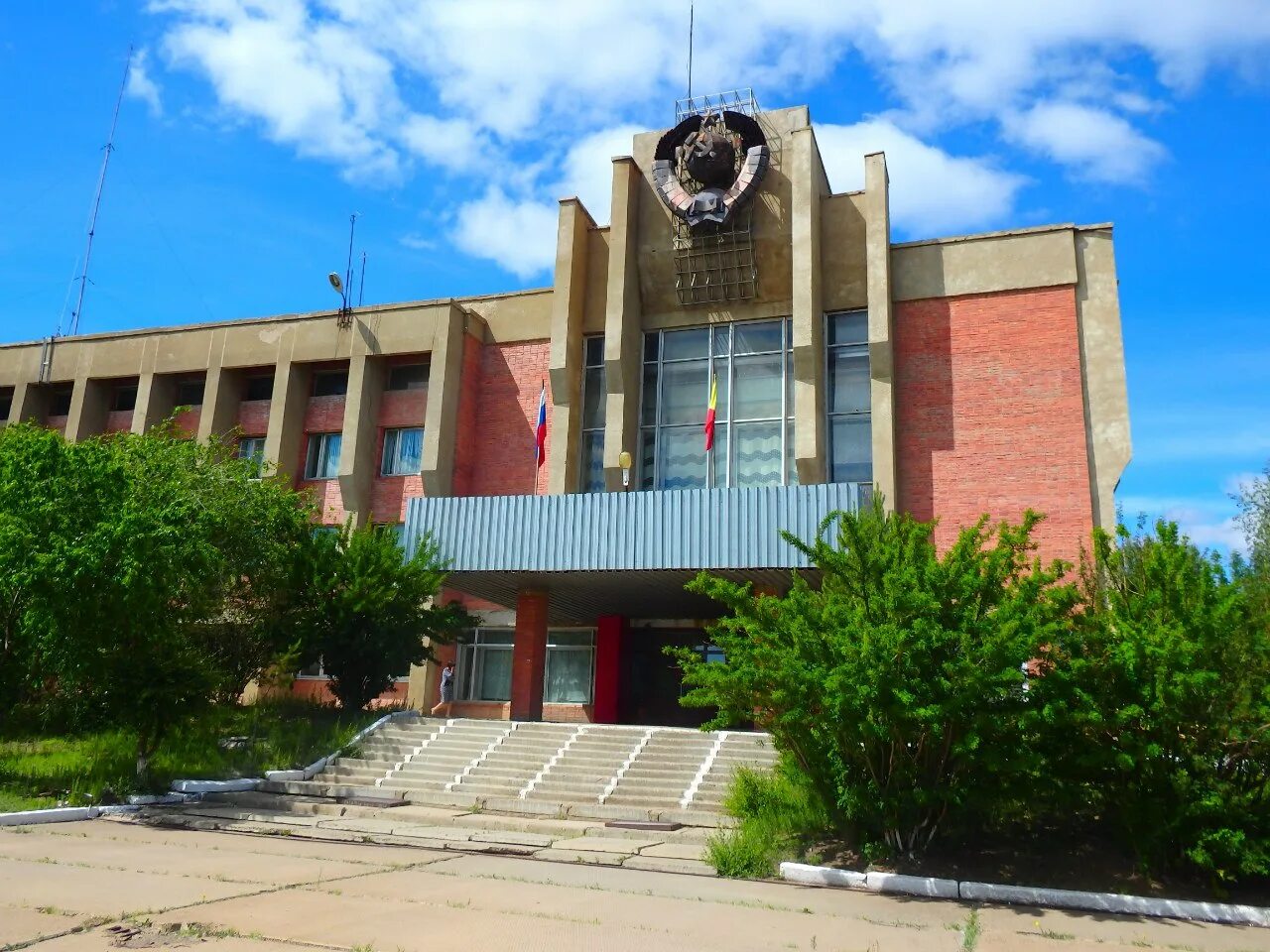 Парк Покровского Краснокаменск. Город Краснокаменск Забайкальский край. Храм Спаса Нерукотворного Краснокаменск. Памятники города Краснокаменск. Краснокаменского городского суда забайкальского края