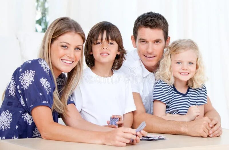 Афроамериканская семья. Family bonds. Счастливая семья. Воспитание девочек. Family bonds.