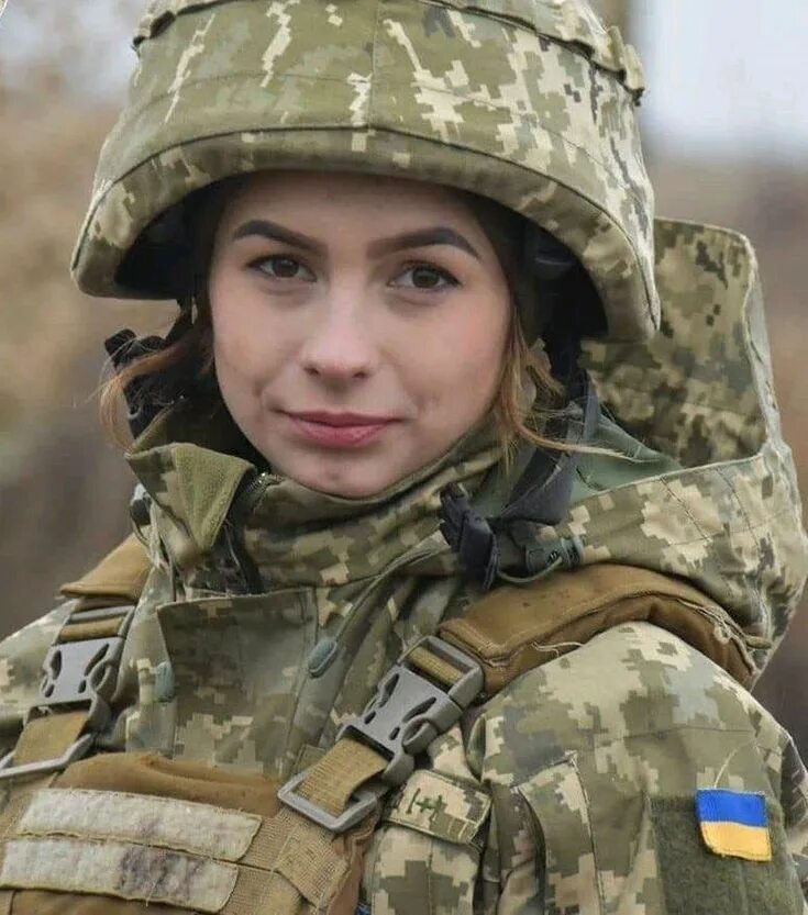 Боевые украинки. Боевые украинки. Украинки в форме. Боевые украинки. Боевые украинки.