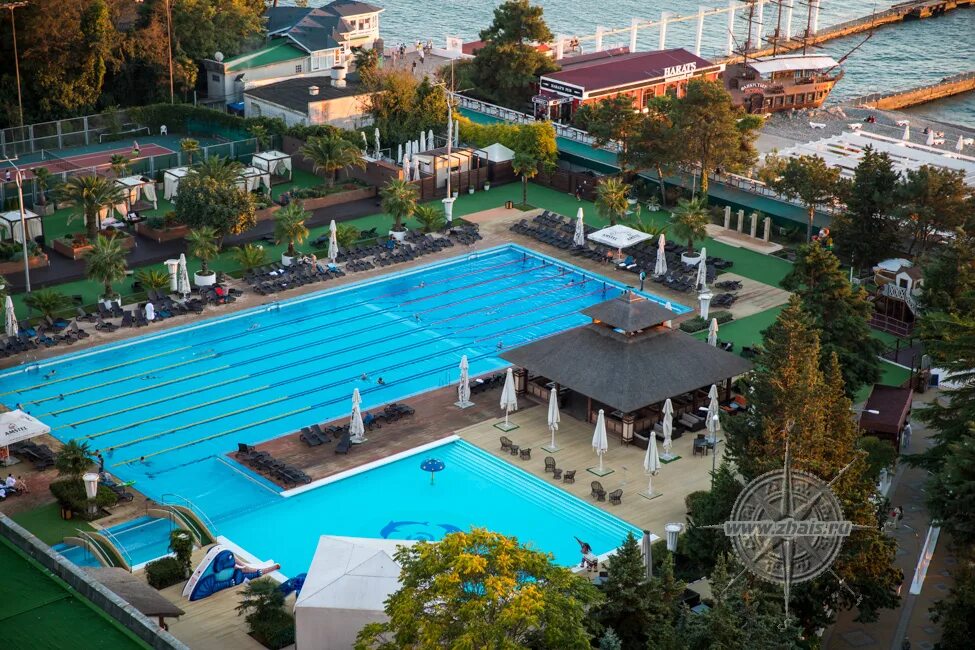 веб сочи жемчужина. пляж жемчужина адлер. открытый бассейн жемчужина сочи. веб сочи жемчужина. бассейн жемчужина сочи зимой.