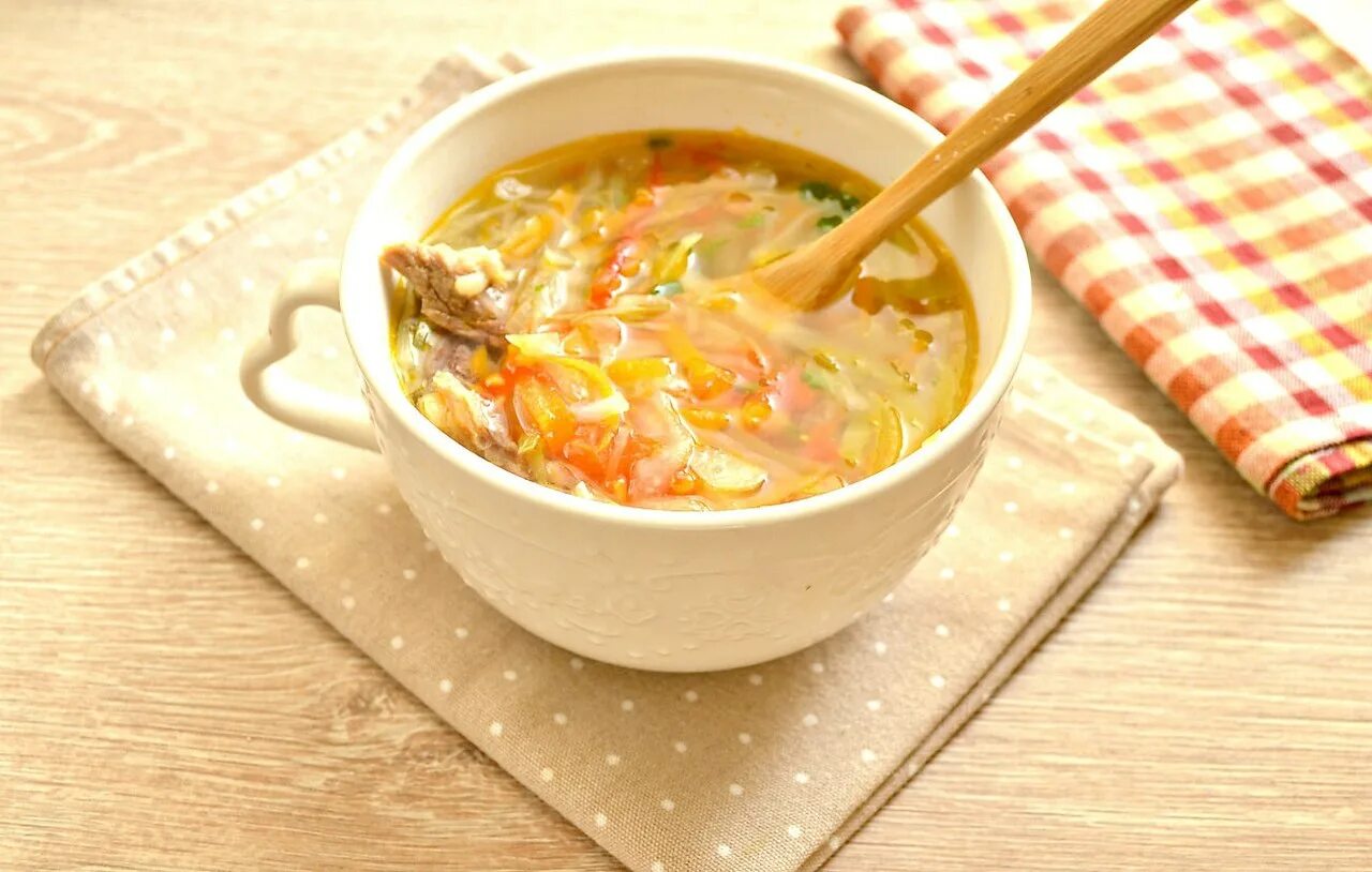 Какую крупу добавляют в щи