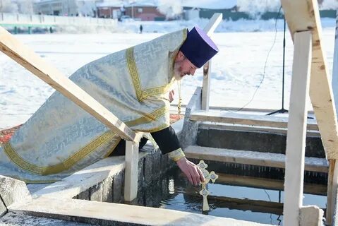 Можно ли работать в крещение