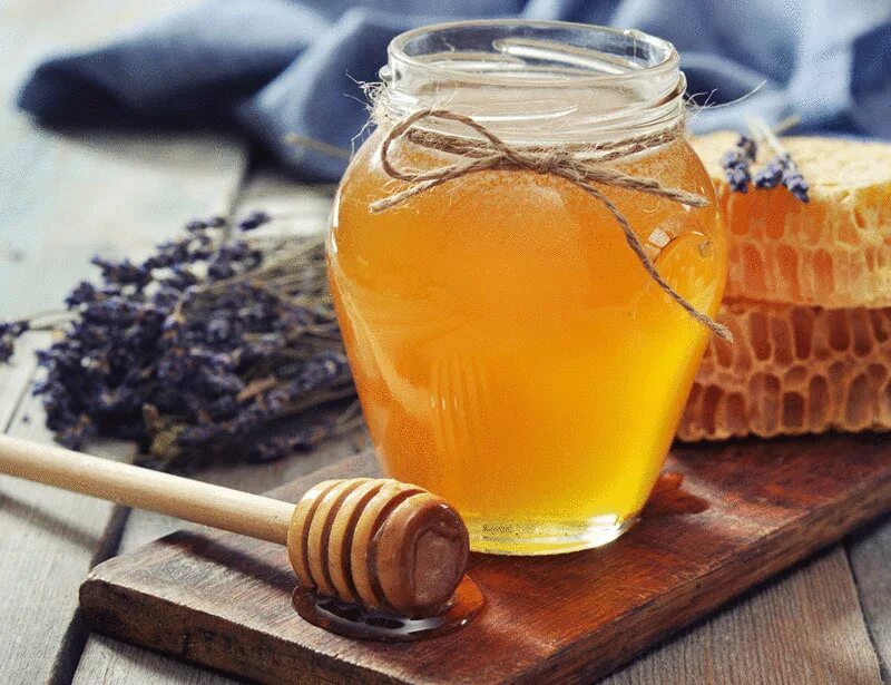 Медовая продукция. Мёд пчелиный натуральный. Продукты пчеловодства. Баночка для меда. Желтый мед.