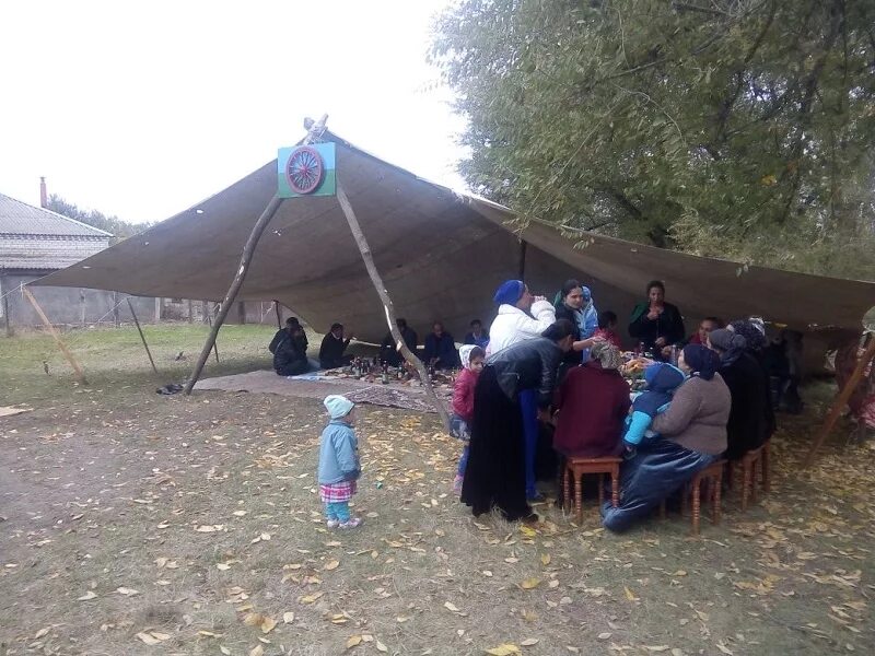 цыганские ставрополь. дворцы цыганей в ставрополье. цыгане ставрополь. цыганский барон ставропольского края. цыганские ставрополь.