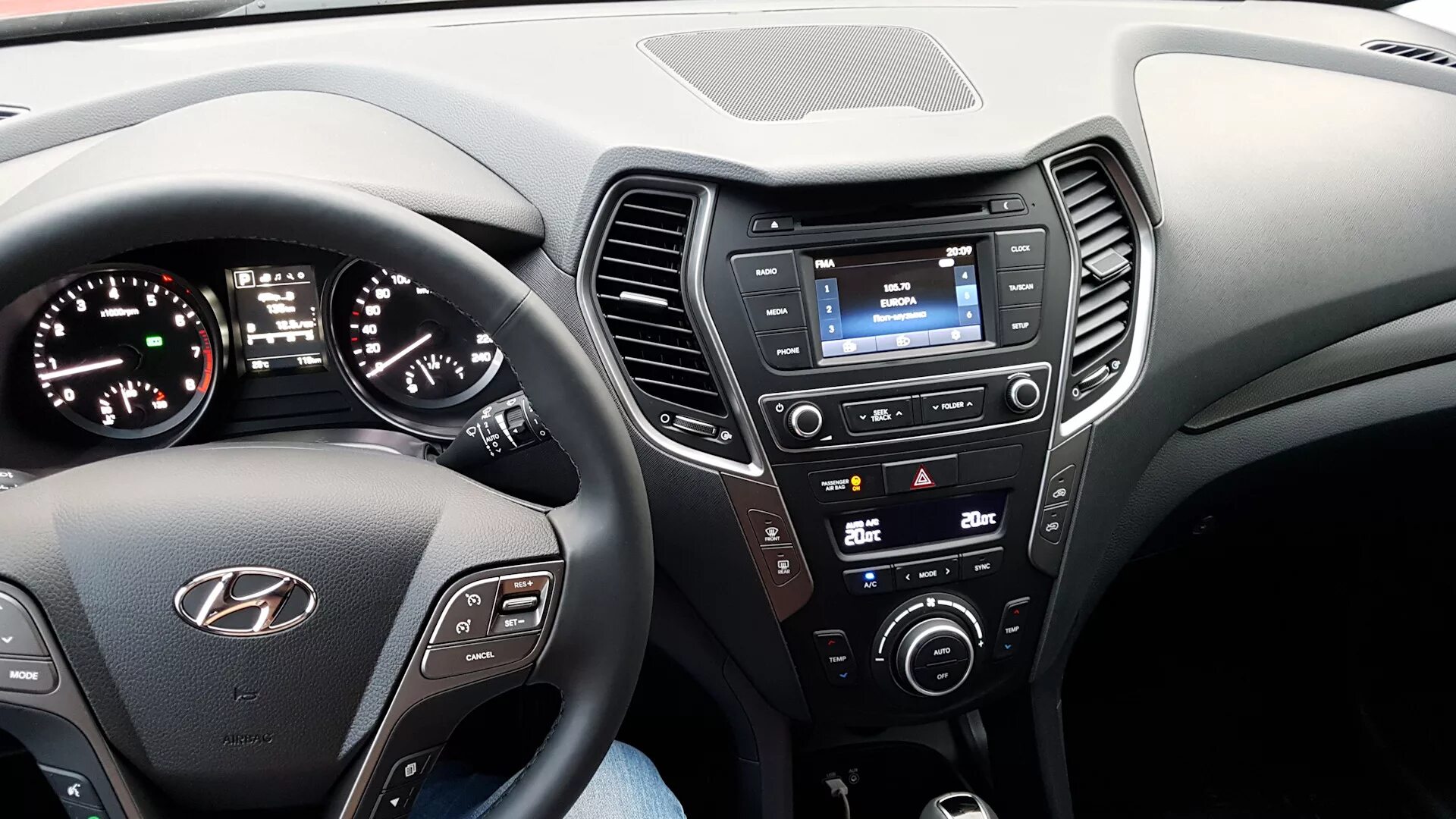 Как проверить хендай санта фе. Хендай санта фе 3. hyundai santa fe 3 торпедо. магнитола hyundai santa fe 3. панель санта фе 3.