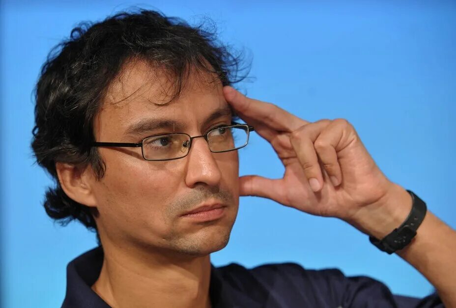 говорящий человек. человек который быстрее всех считает. современная математика. человек который быстрее всех считает. человек который быстрее всех считает.