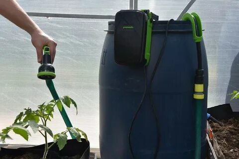 Аккумуляторный насос для бочки greenworks