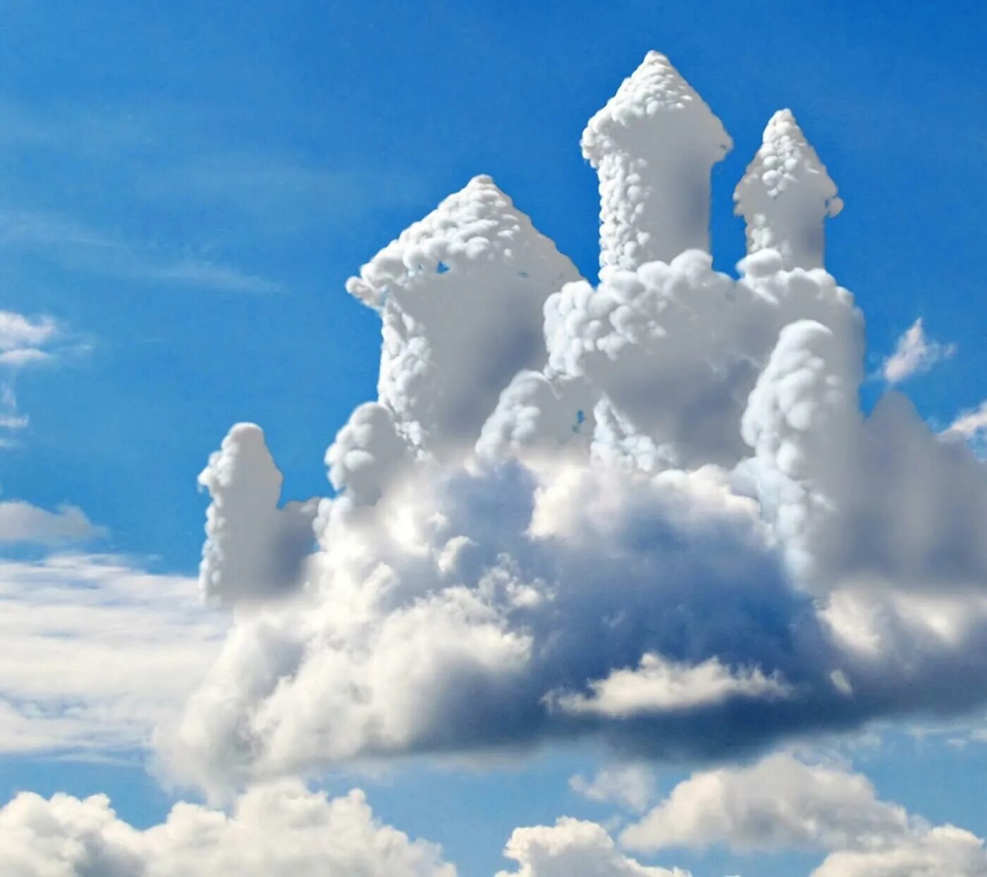 Воздушный замок. Фигуры из облаков. Замок в облаках. Облачное царство. Облако неведомых