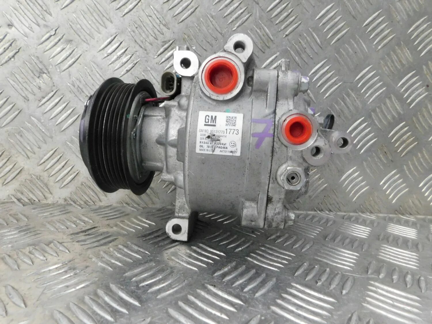 Компрессор кондиционера опель мокка 1. 8. Компрессор кондиционера opel mokka 1. 4 турбо. Опель мокка компрессор кондиционера.