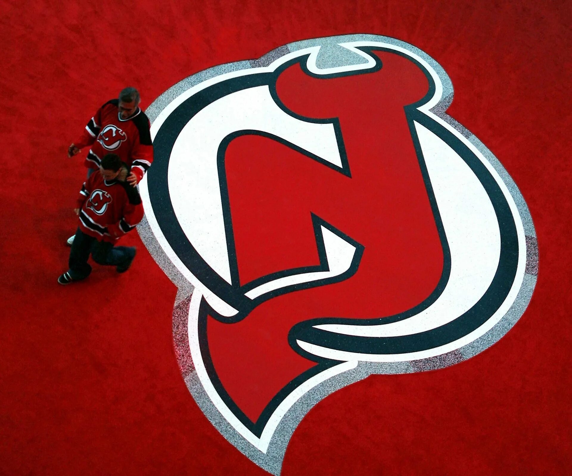 Хоккейный клуб Нью-джерси Девилз. Нью джерси НХЛ логотип. Джерси Дэвилз. New Jersey Devils джерси. New jersey devils