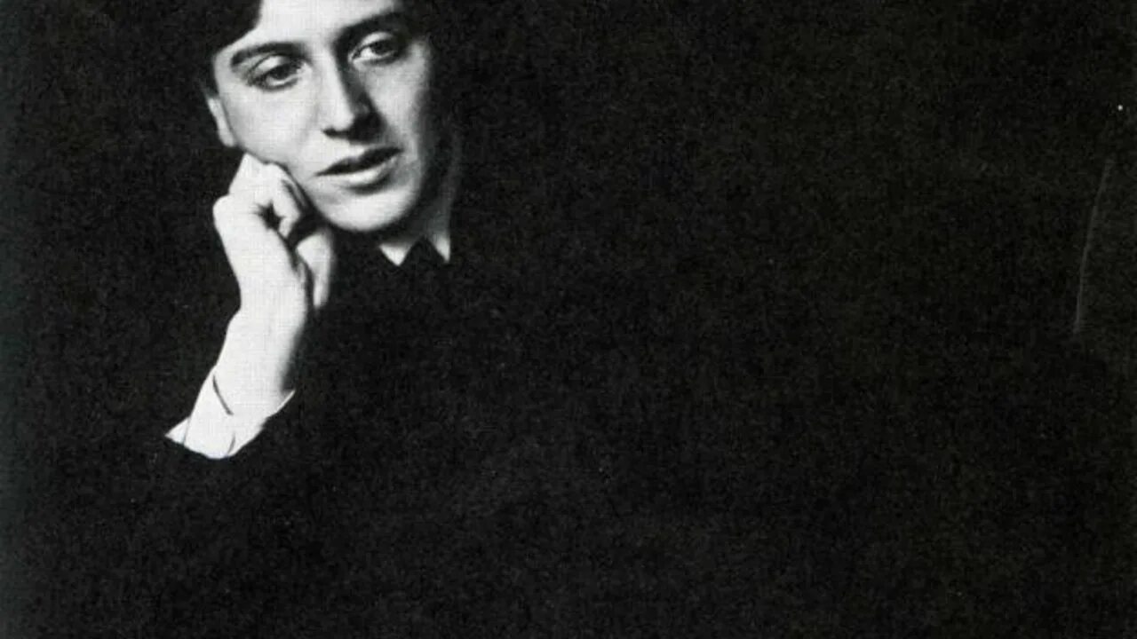 Альбан берг нововенская школа. Альбан берг. Берг композитор. Альбан берг портрет. Альбан берг.