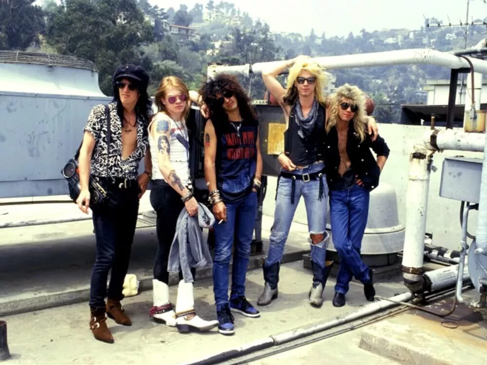 Ганзес роуз слушать. Guns n Roses 80. Группа Guns n' Roses 1988. Guns n Roses 80s. Axl Rose 1988.