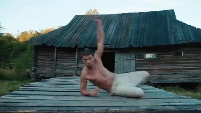 Деревня враги