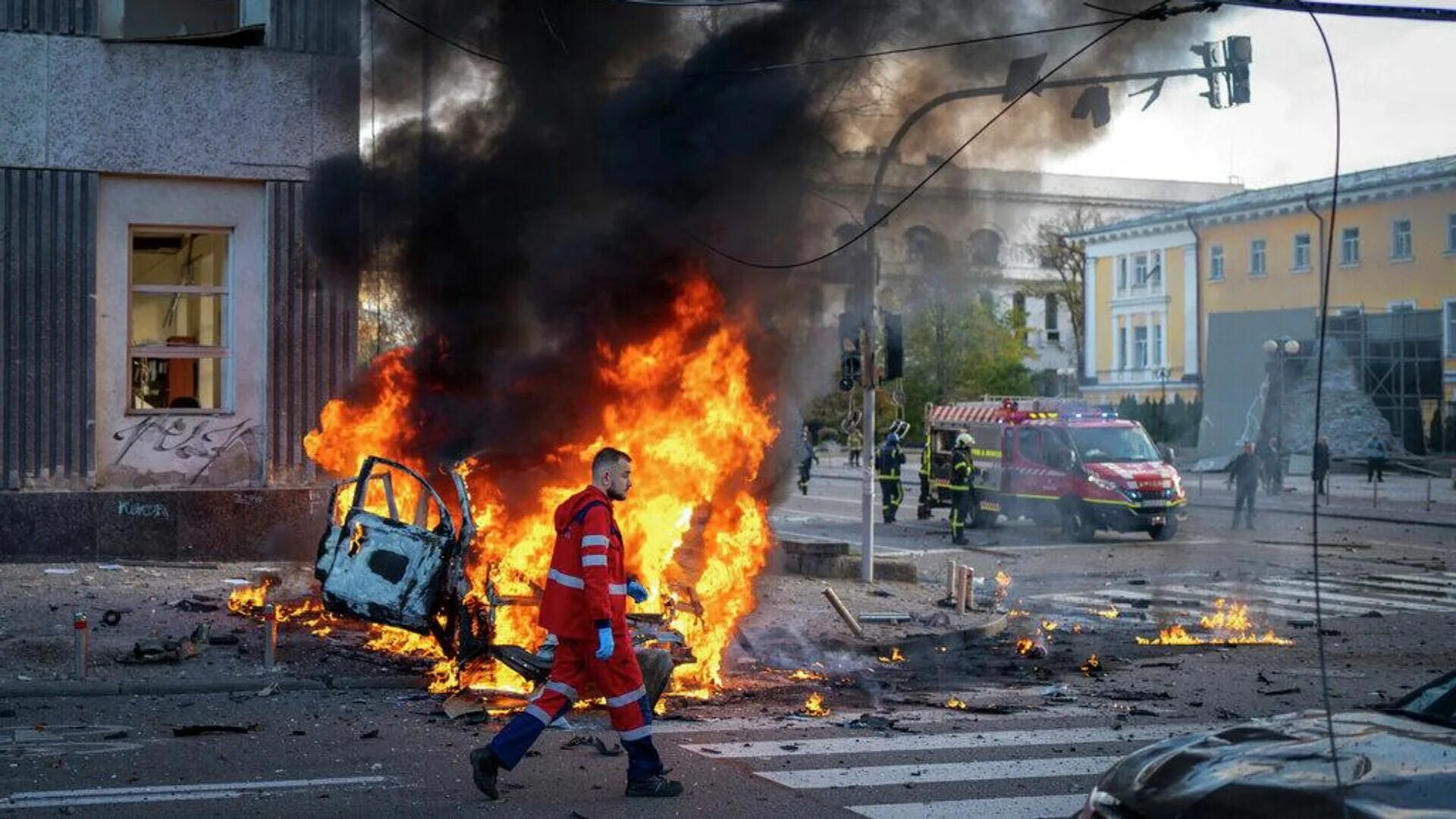 Взрывы в киеве сегодня последние. Пожары и взрывы. Взрывы в Киеве.