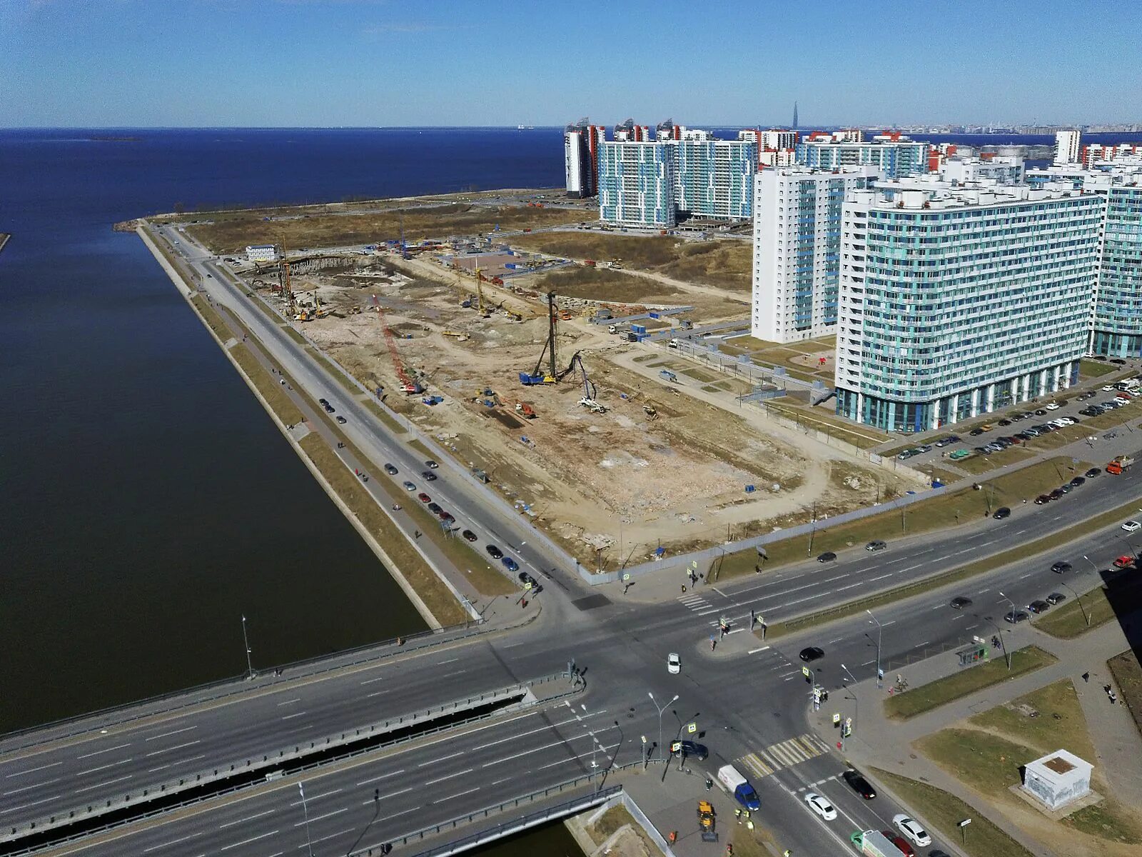 Жк огни залива иркутск. Огни залива петергоф. Строительство огни залива. Огни залива бфа девелопмент. Строительство огни залива.