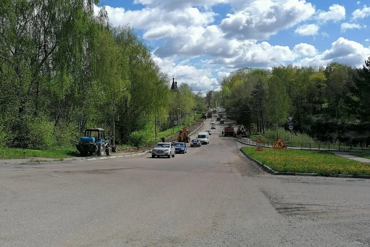 Радукс ржев. Улица краностроителей ржев. лагерь краностроитель ржев. город ржев улица челюскинцев. пешеходная улица ржева.