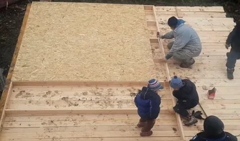 Как утеплить пол в курятнике
