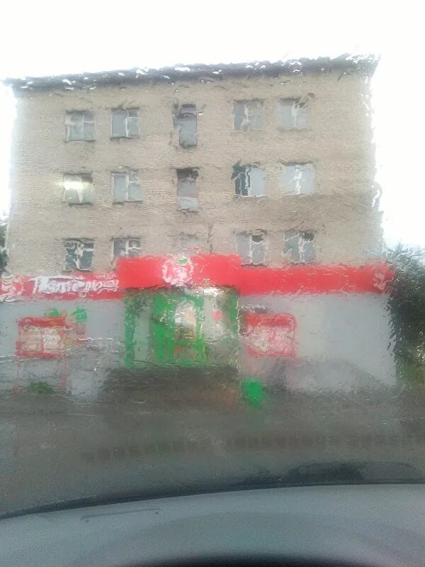 Пятерочка магазин снаружи. Фасад магазина пятерочка. Магазин пятерочка. Ул николая островского алапаевск. Пятерочка алапаевск.