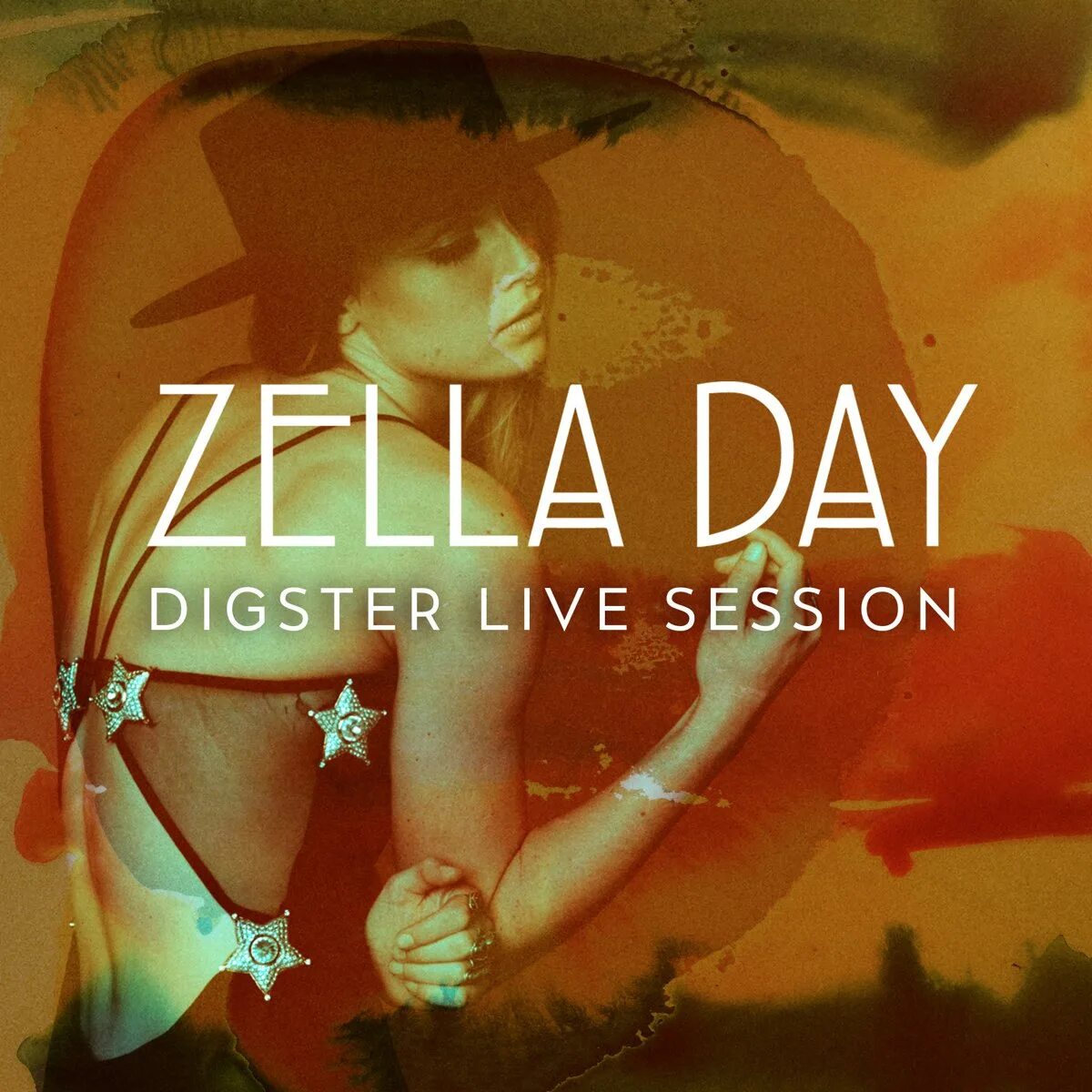 Zella Day. East of Eden Зелла Дэй. Зелла Дэй американская певица. Zella Day обложка. Zella day hypnotic