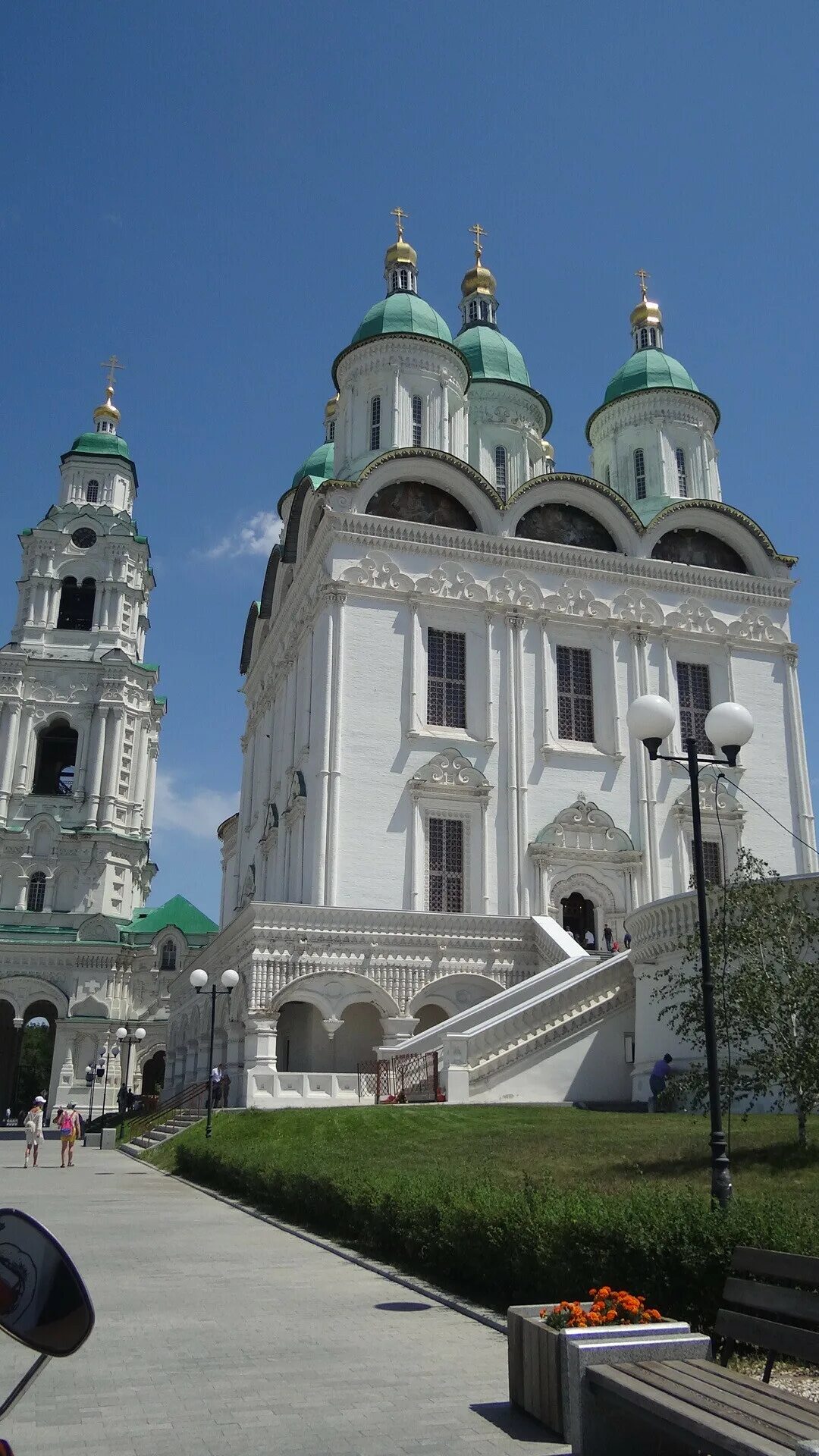 Астраханский кремль архиерейские палаты. Астраханский кремль. Астраханский кремль отзывы. Астраханский кремль отзывы. Достопримечательности астрахани астраханский кремль.