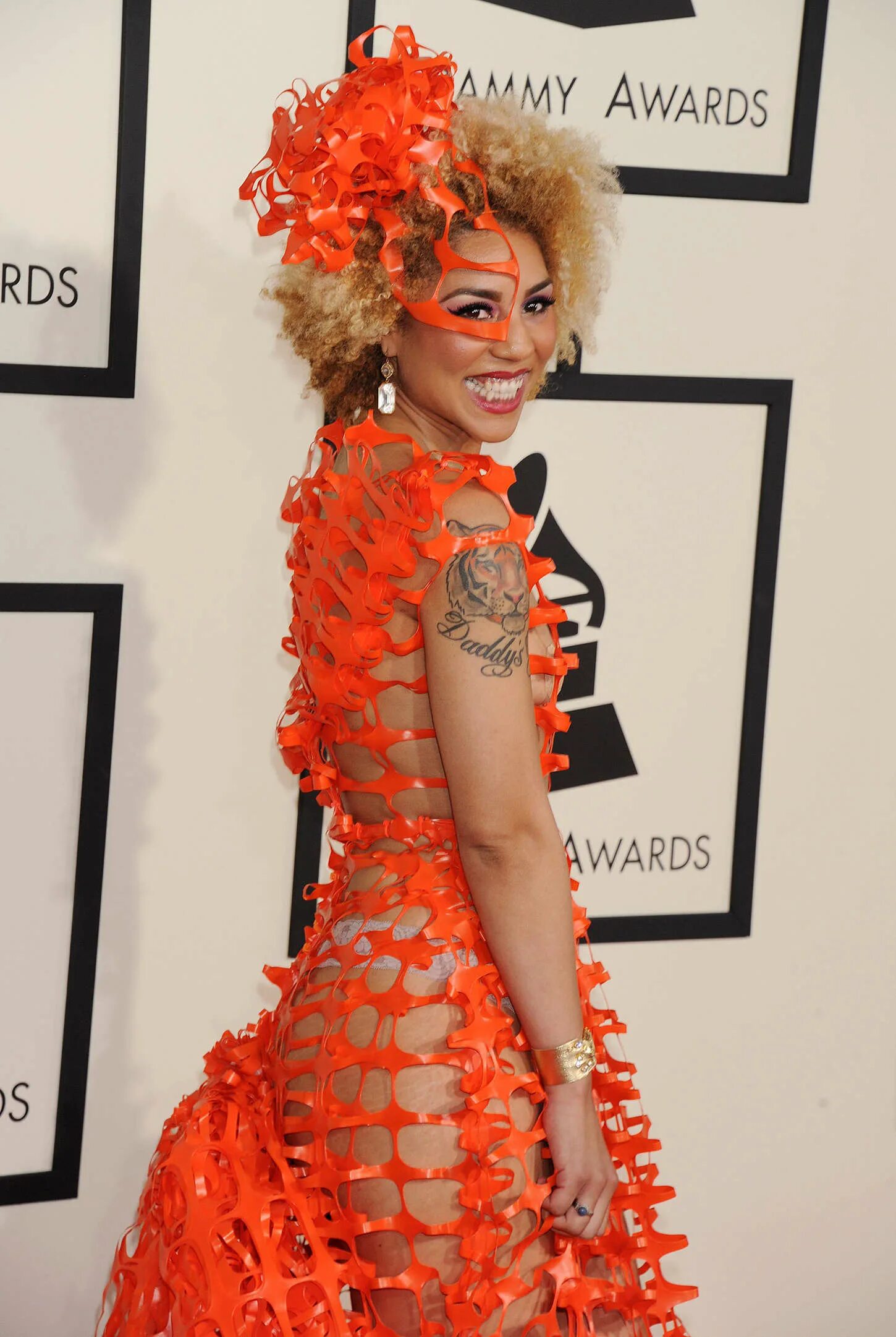 Джой вилья платье. Joy villa. Джой вилья платье. Joy awards. Джо вилла на грэмми.