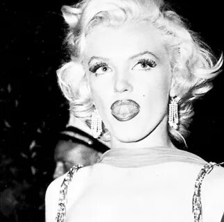 Marilyn long