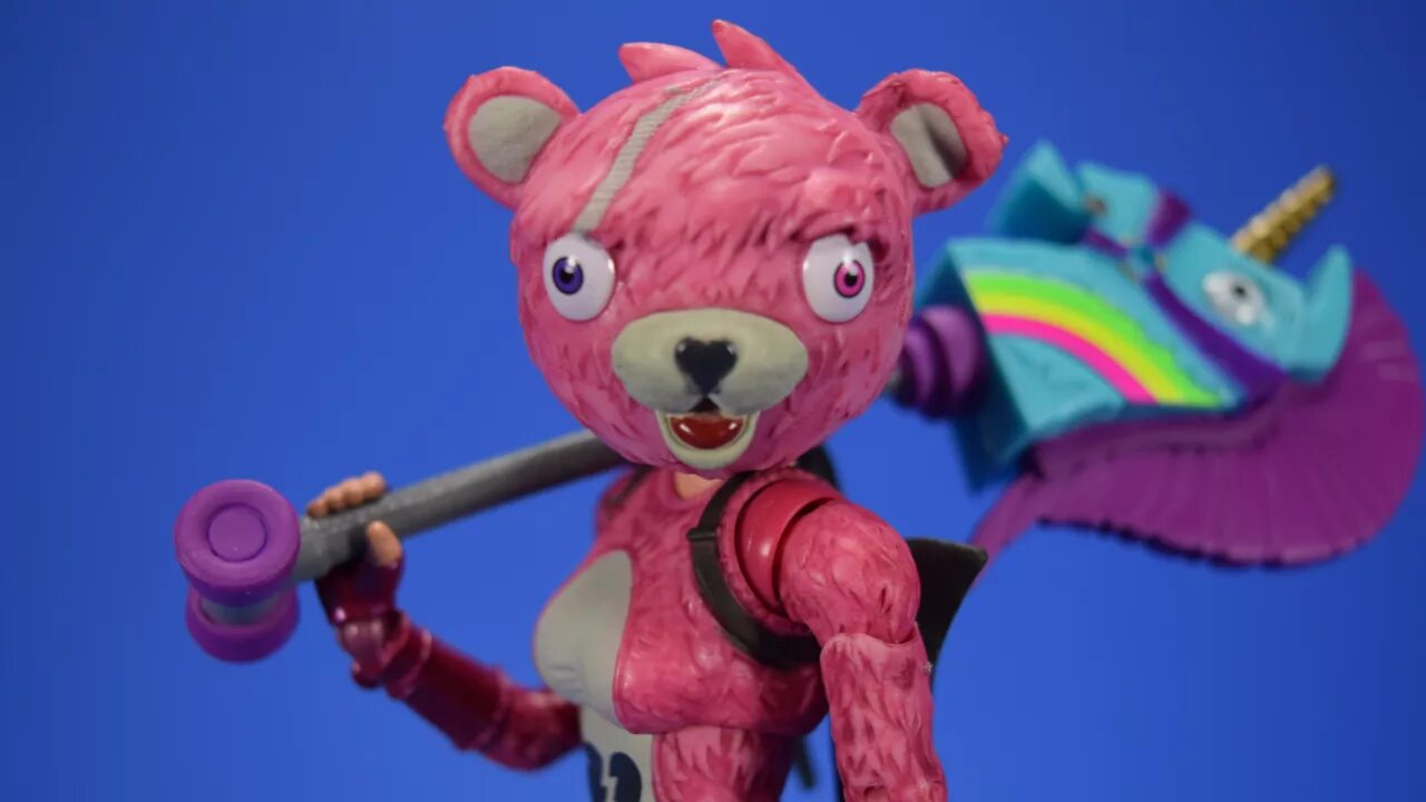Cuddle team leader. Cuddle team leader фортнайт. fortnite cuddle team. фортнайт cuddle team leader сиськи. плюшевая обезьянка фортнайт.