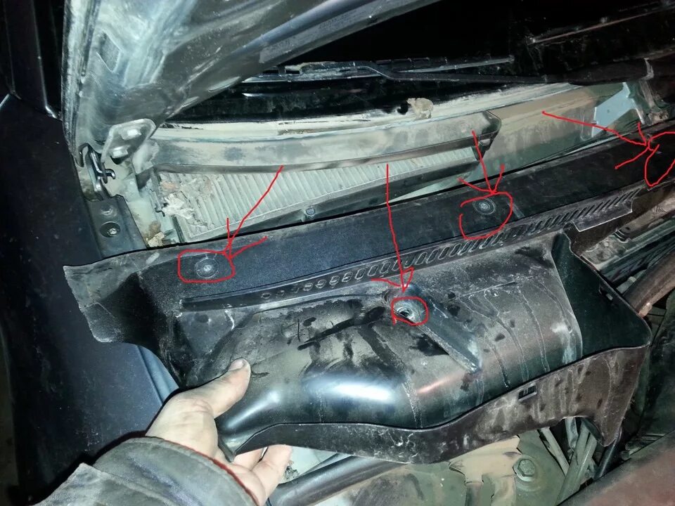 Замена салонного фильтра - Audi A4 (B5), 1,6 л, 1997 года плановое ТО DRIVE2
