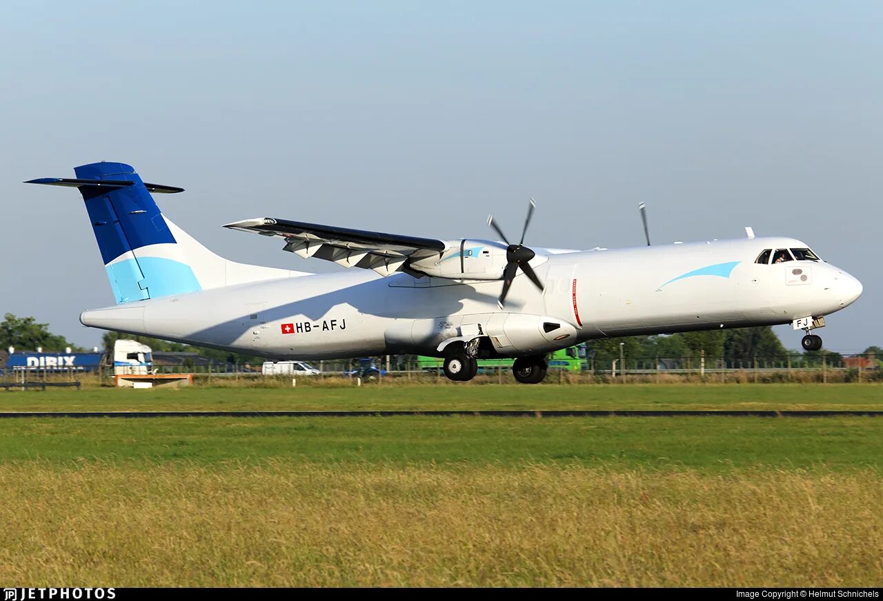 Atr 72-202 qc. 72 202. 72 202. Катастрофа atr 72 возле палермо. Defreeze куртка женская.