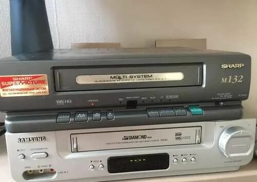 Шарп м. М 132 шарп м132 видеомагнитофон. samsung svr 663. видеомагнитофон samsung svr-663. sharp vc-6v3bj.